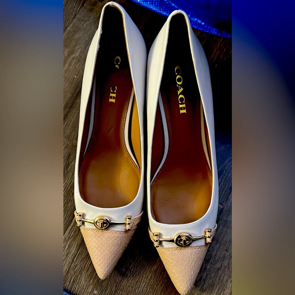Coach Women's White and Tan Shoes
